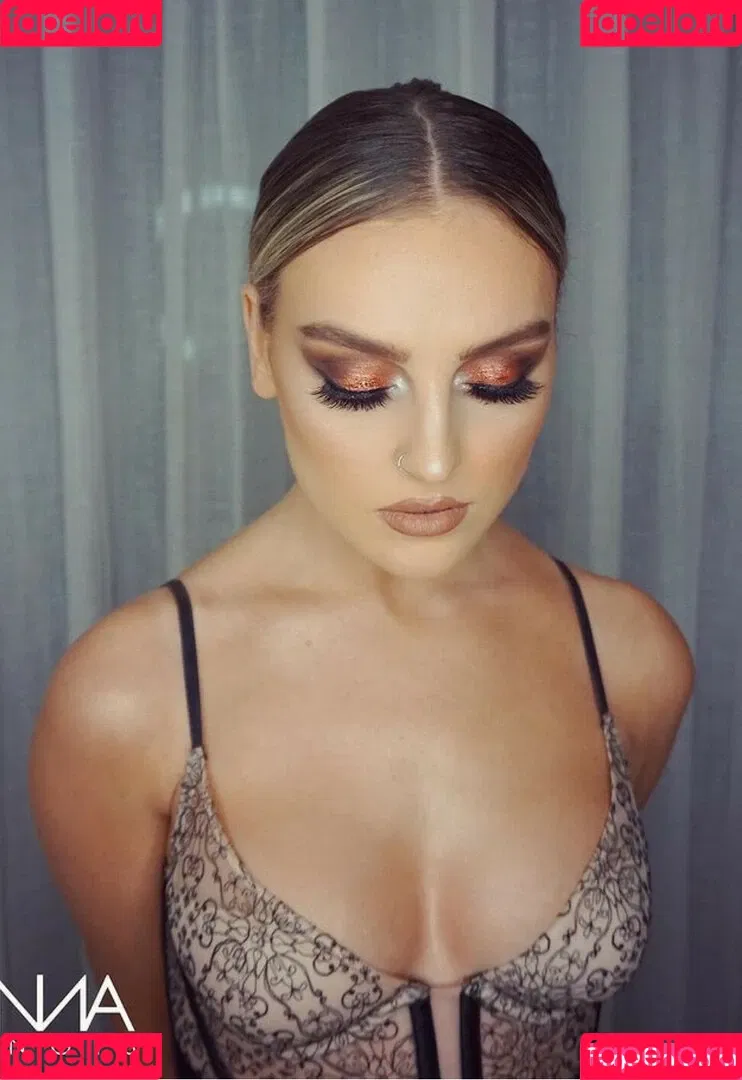 Perrie Edwards Onlyfans Photo Gallery 
