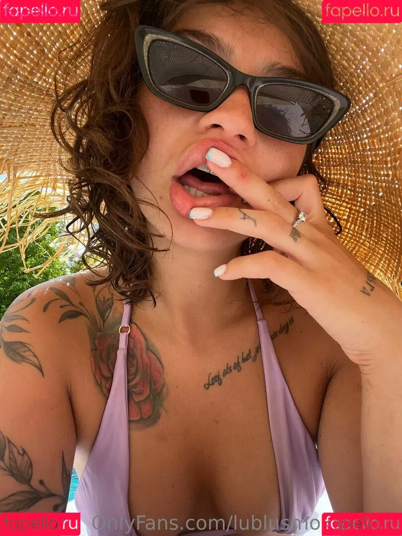 lublusmoktatyhui Onlyfans Photo Gallery 