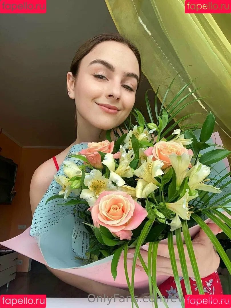 eva_percy Onlyfans Photo Gallery 