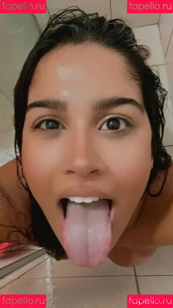 Sarah Tronchini Onlyfans Photo Gallery 