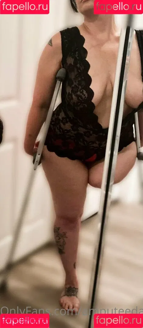 amputeedarling Onlyfans Photo Gallery 