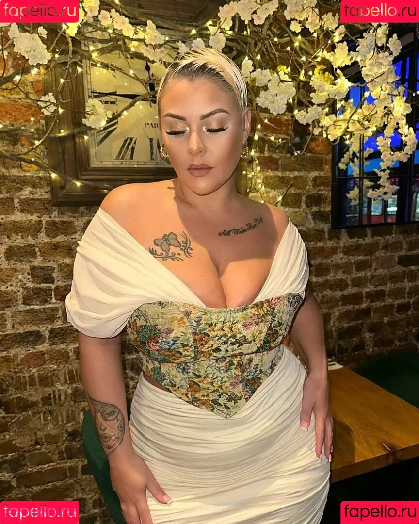 Peaches Onlyfans Photo Gallery 