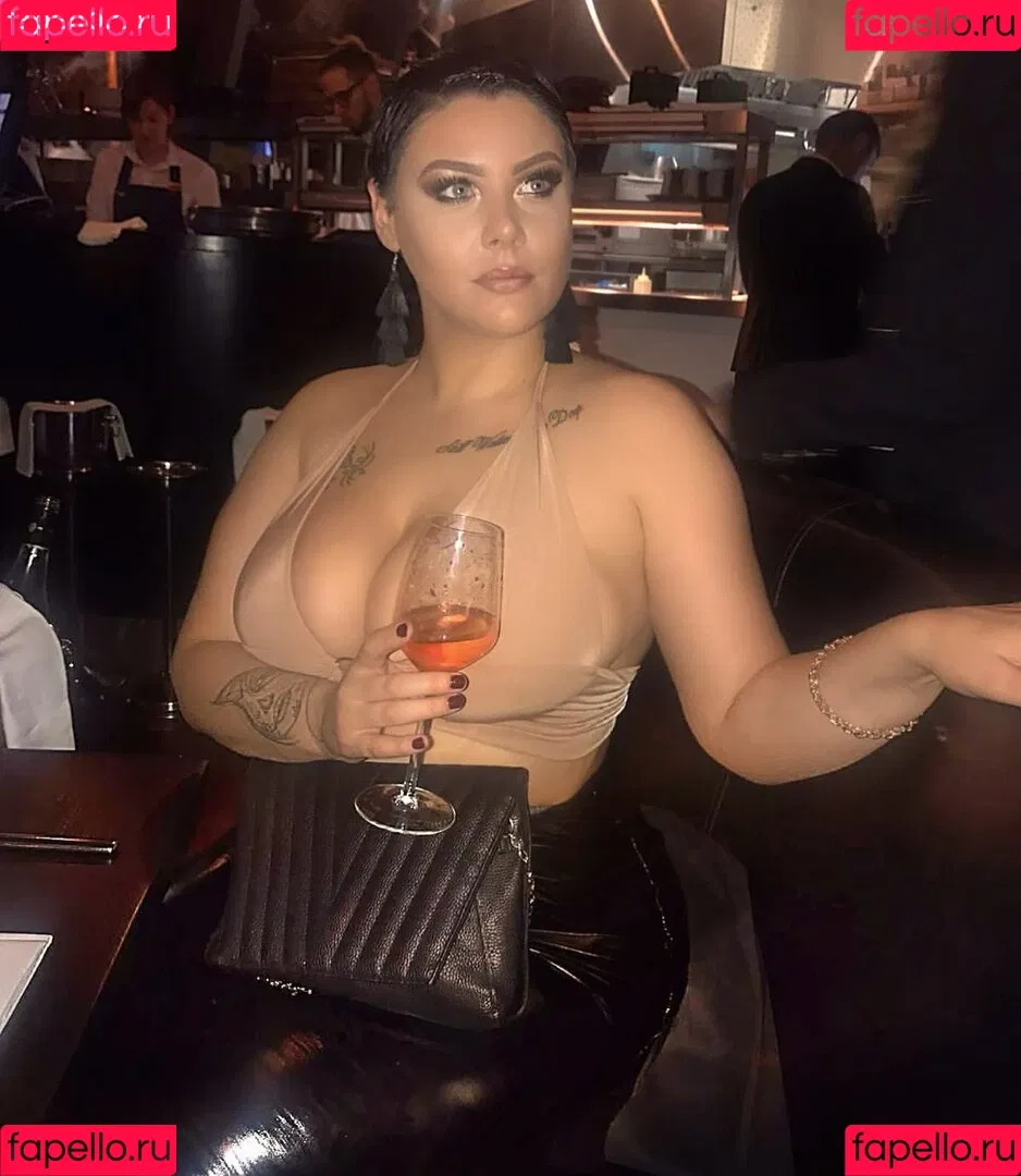 Peaches Onlyfans Photo Gallery 