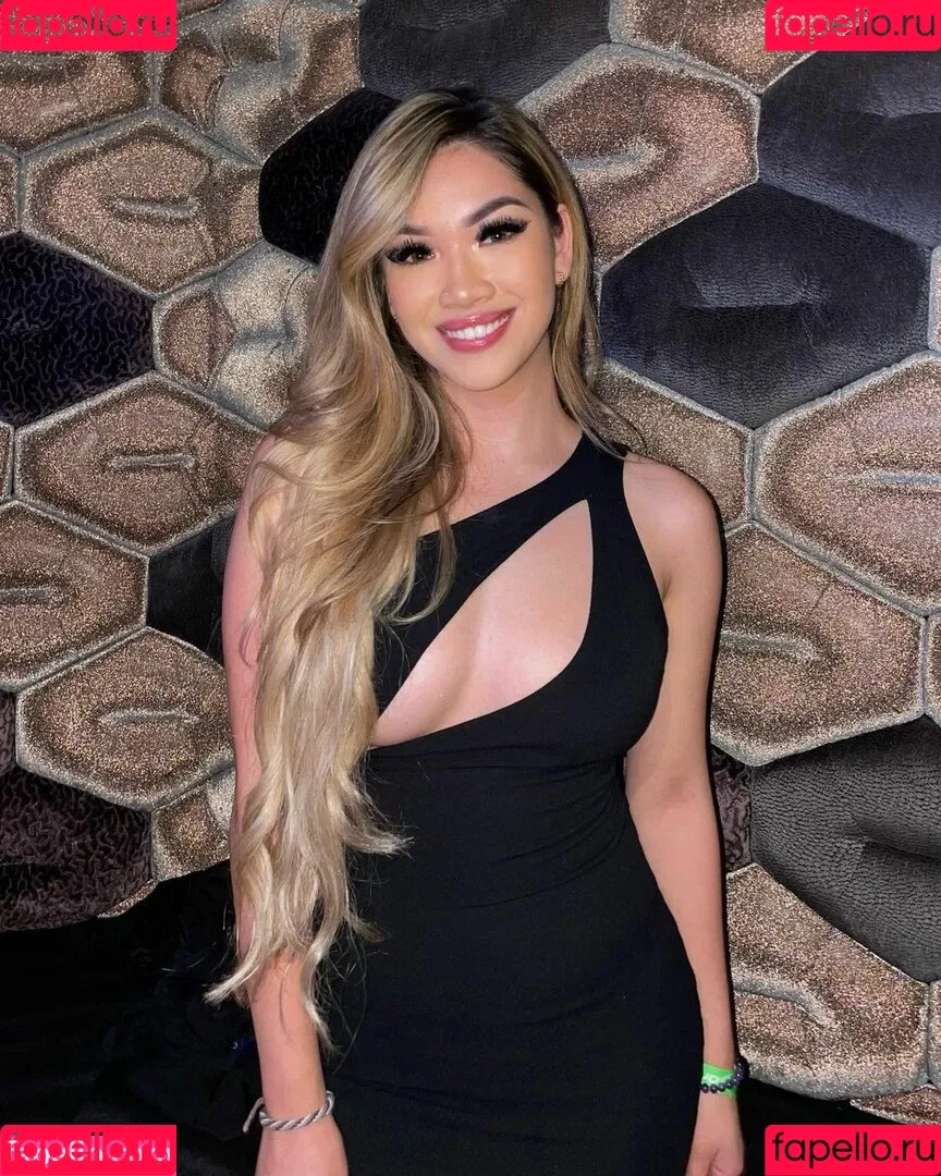 Clarissa May Onlyfans Photo Gallery 