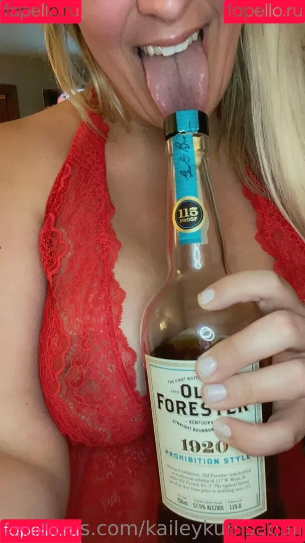 kaileykumsagain Onlyfans Photo Gallery 