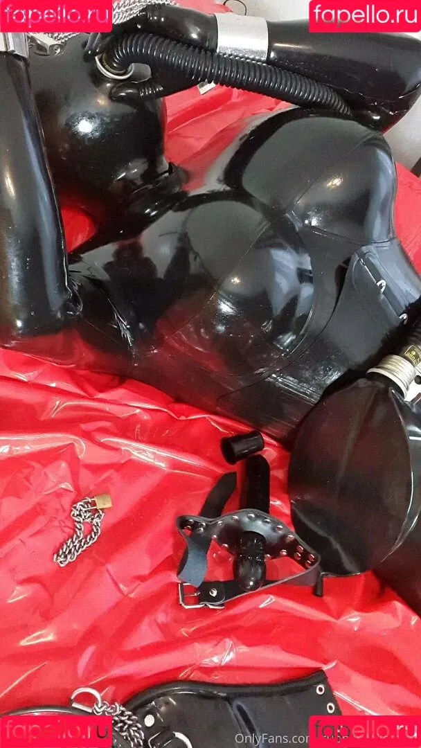 rubberdollemma Onlyfans Photo Gallery 