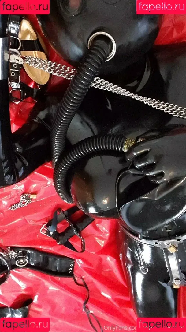 rubberdollemma Onlyfans Photo Gallery 