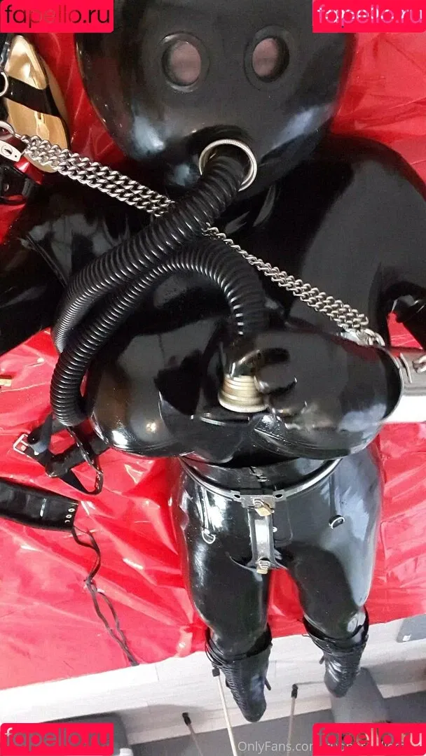 rubberdollemma Onlyfans Photo Gallery 