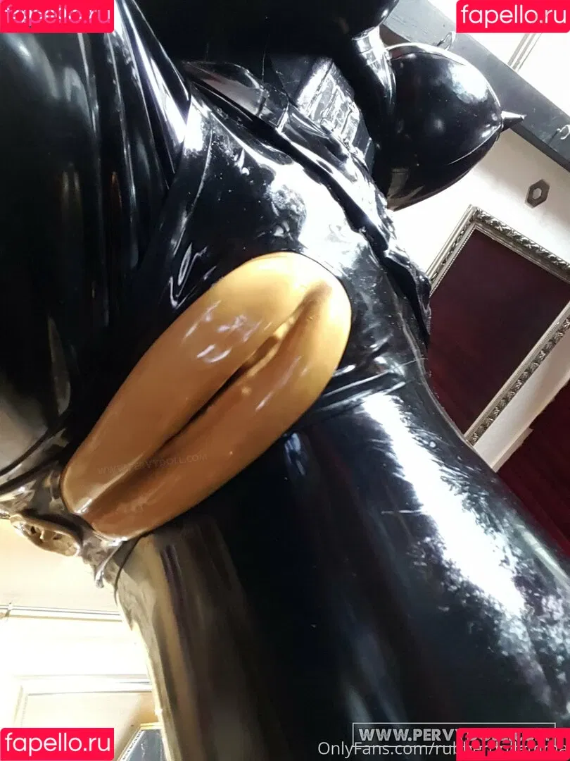 rubberdollemma Onlyfans Photo Gallery 