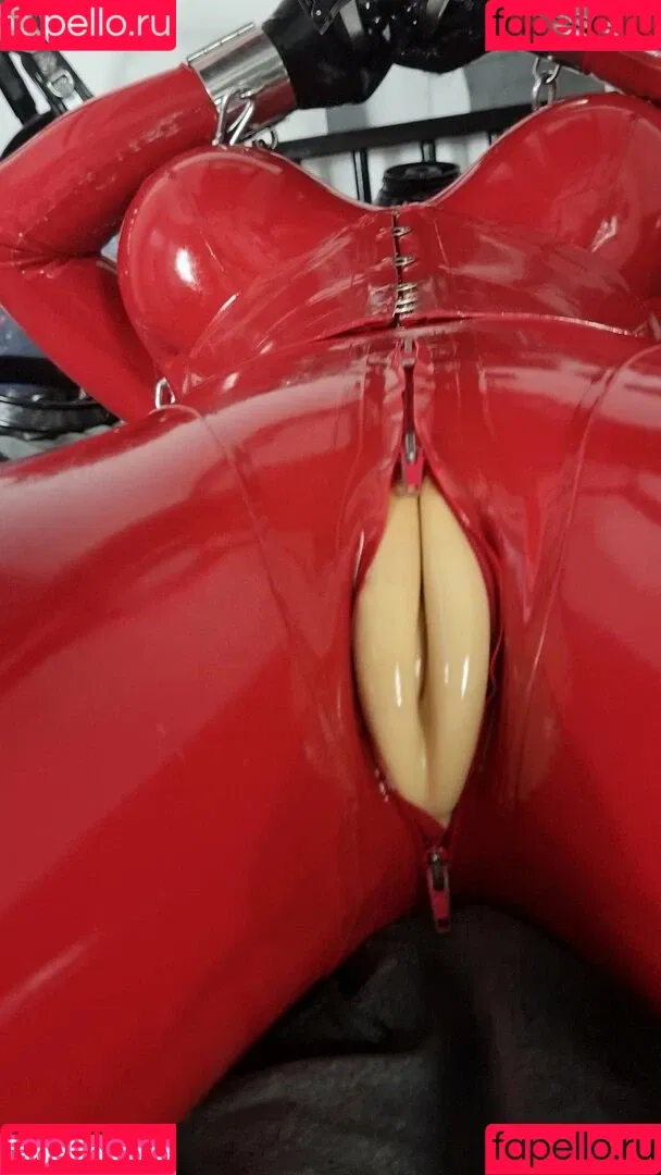 rubberdollemma Onlyfans Photo Gallery 