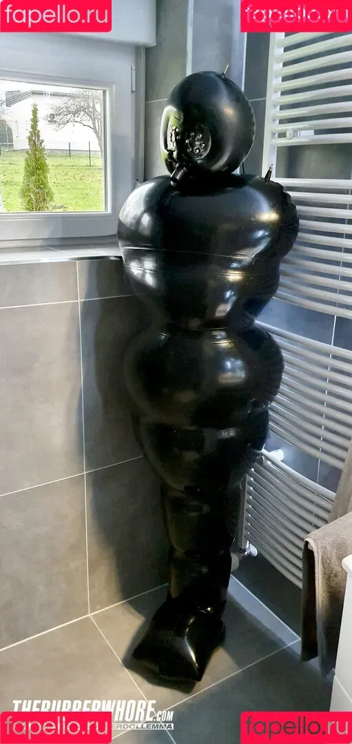rubberdollemma Onlyfans Photo Gallery 