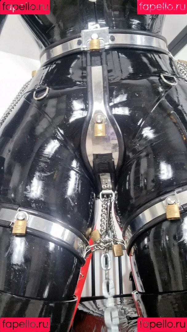 rubberdollemma Onlyfans Photo Gallery 