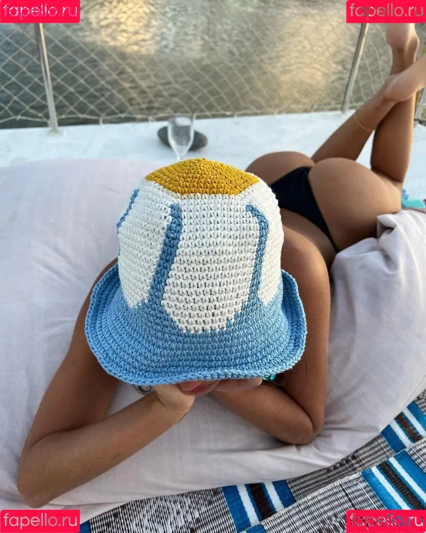 Bruna Marquezine Onlyfans Photo Gallery 