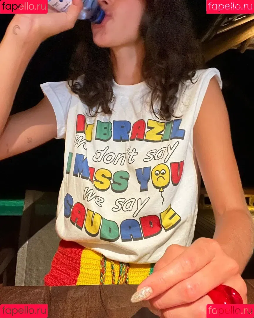 Bruna Marquezine Onlyfans Photo Gallery 