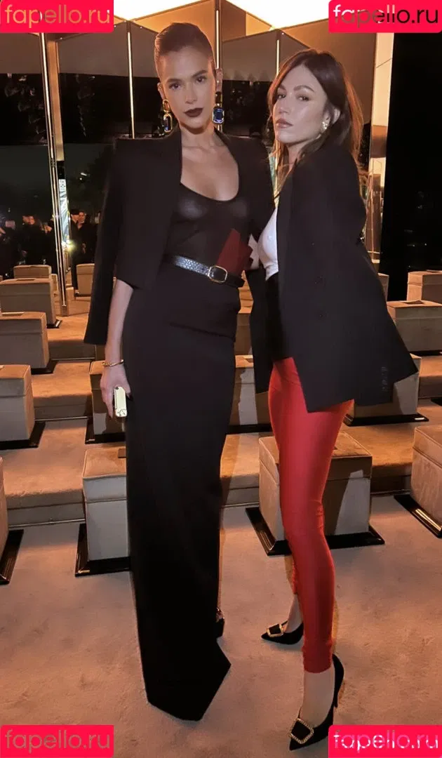 Bruna Marquezine Onlyfans Photo Gallery 