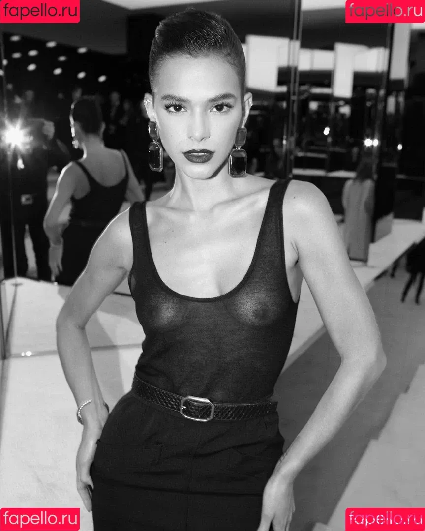 Bruna Marquezine Onlyfans Photo Gallery 