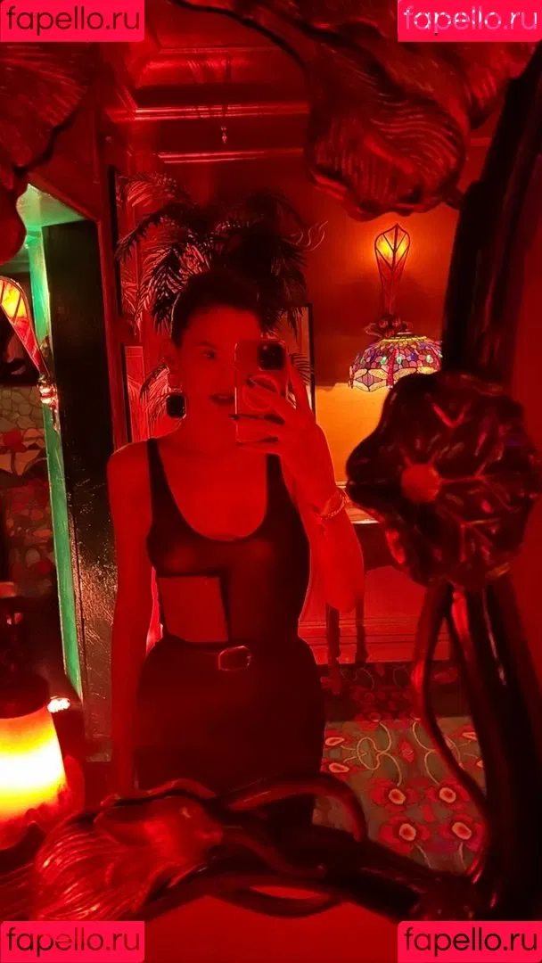 Bruna Marquezine Onlyfans Photo Gallery 