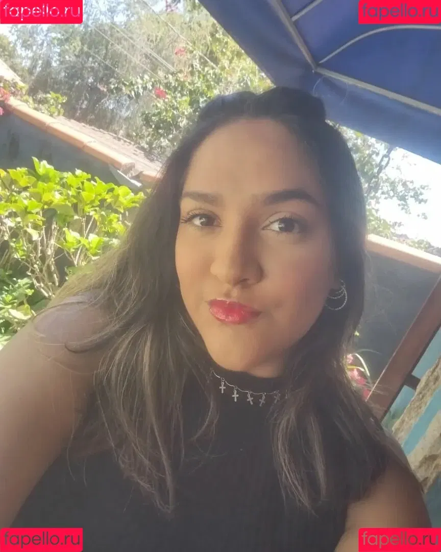 Sofia Mendonca Onlyfans Photo Gallery 