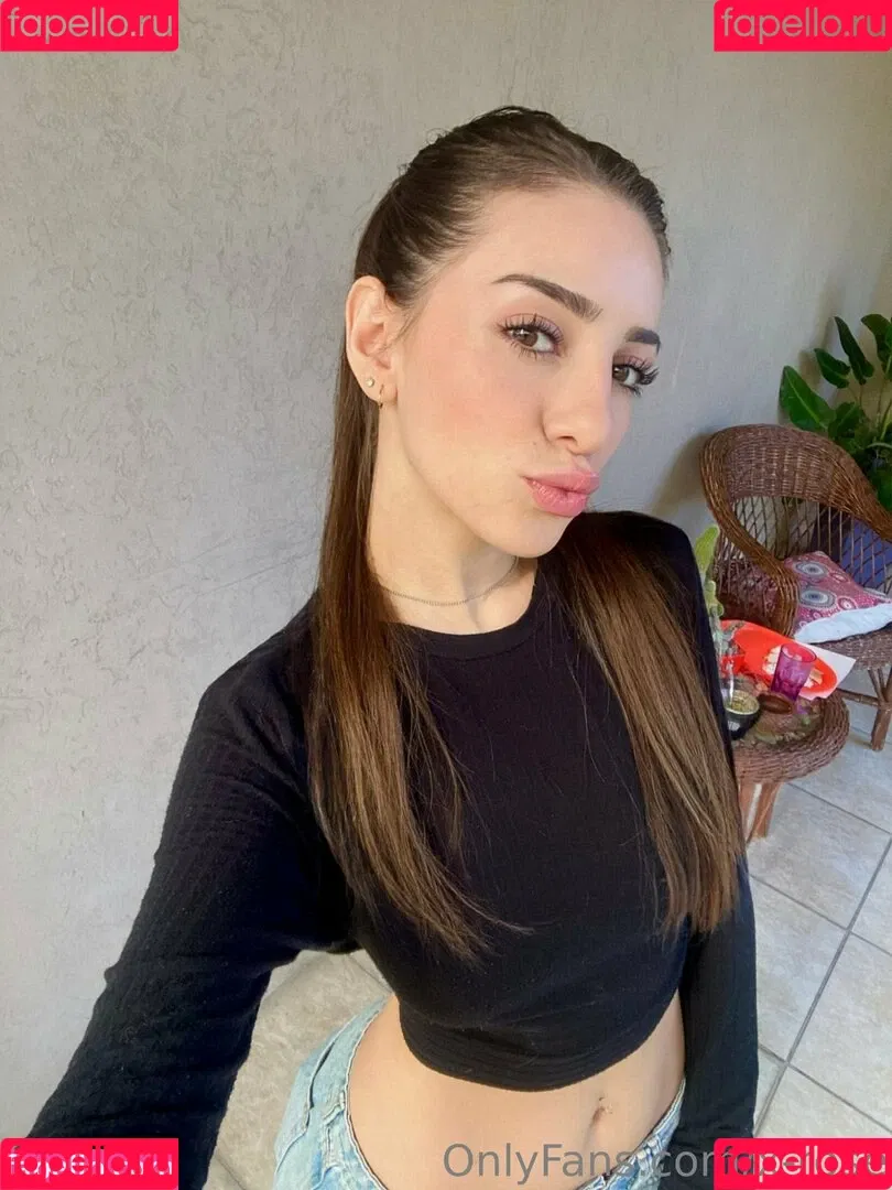 x-rose Onlyfans Photo Gallery 