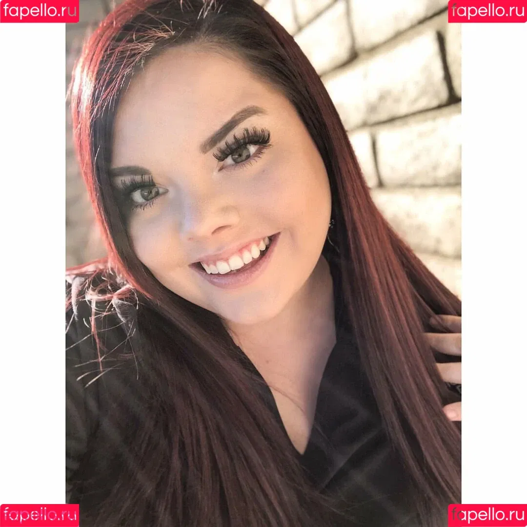 Lilly Zamora Onlyfans Photo Gallery 