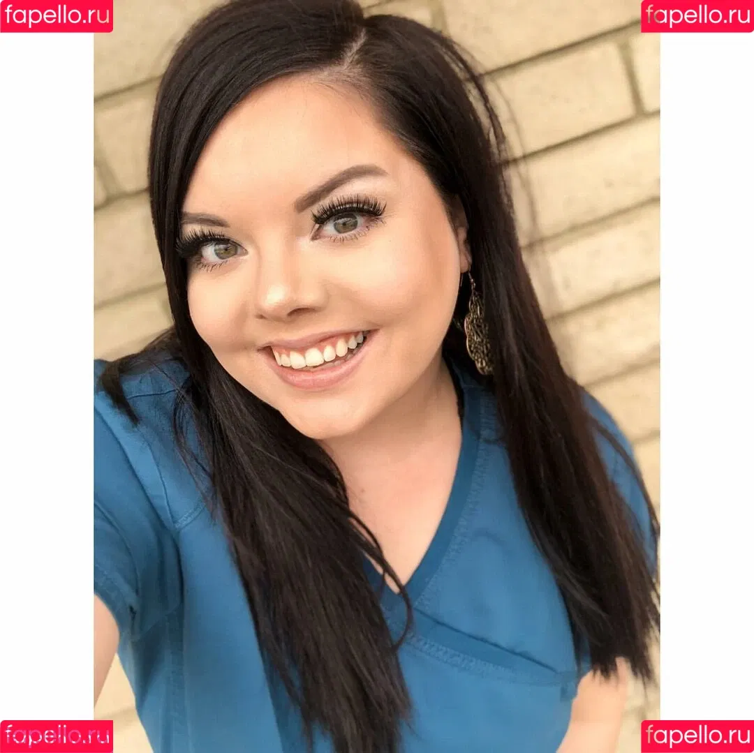 Lilly Zamora Onlyfans Photo Gallery 
