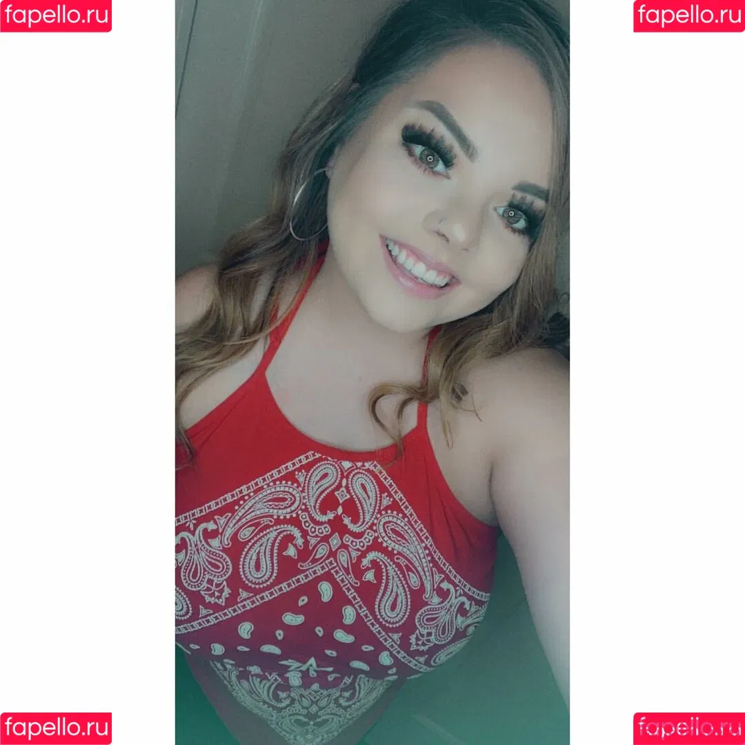 Lilly Zamora Onlyfans Photo Gallery 