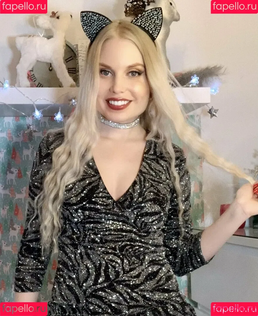 ittybittyprettykittyfree Onlyfans Photo Gallery 