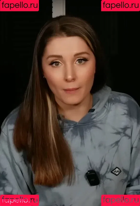 Lauren Southern Onlyfans Photo Gallery 