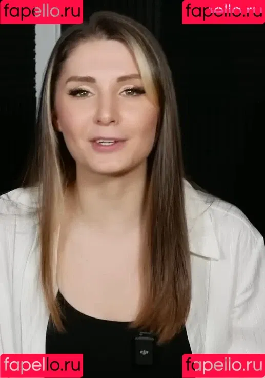 Lauren Southern Onlyfans Photo Gallery 