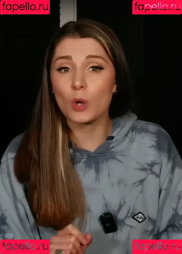 Lauren Southern Onlyfans Photo Gallery 