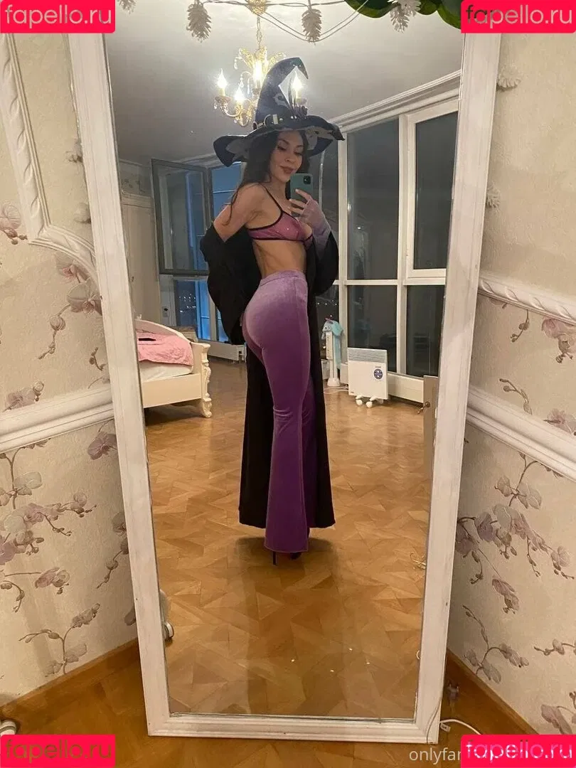evavee Onlyfans Photo Gallery 