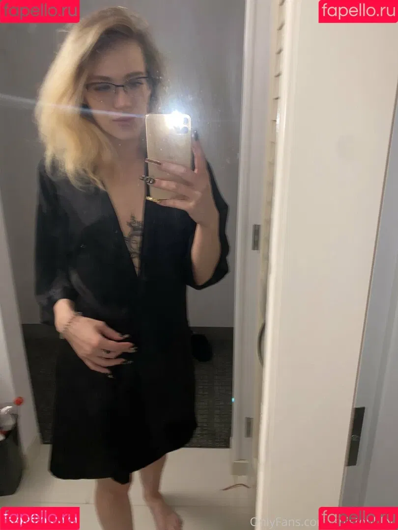 anistonbleu Onlyfans Photo Gallery 