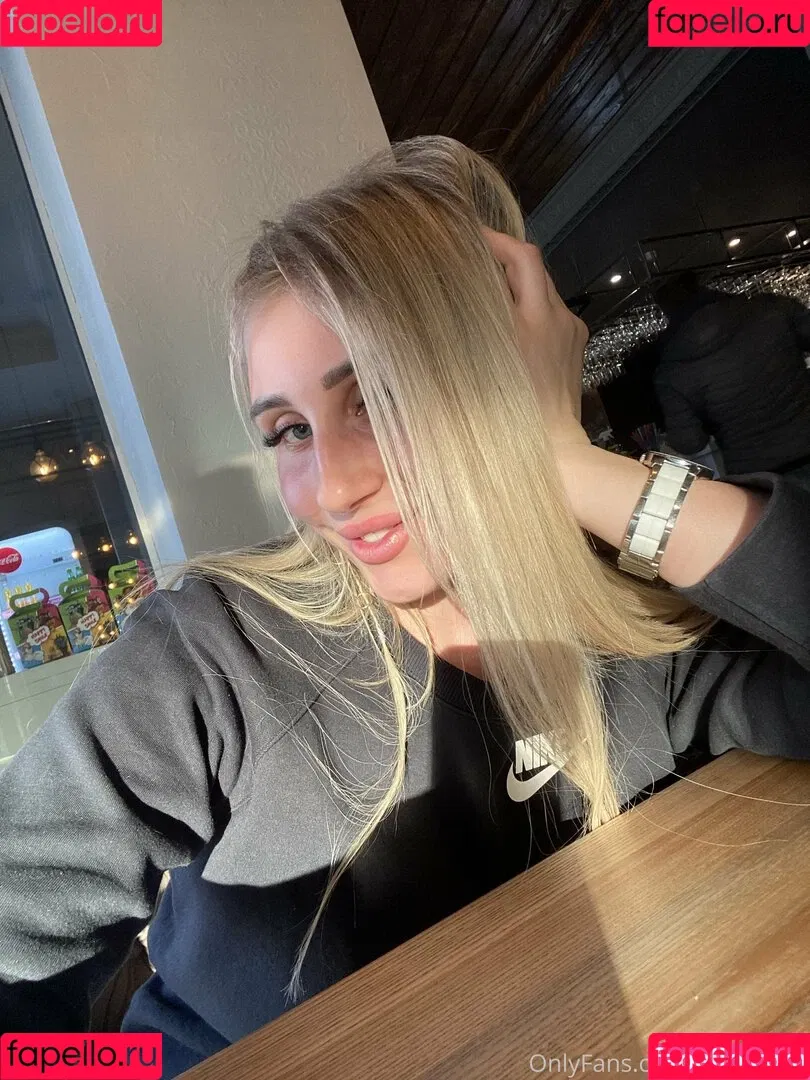 molly_bell Onlyfans Photo Gallery 