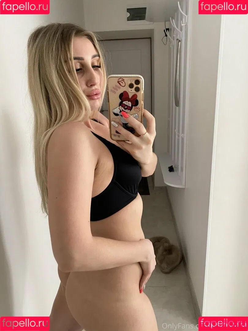molly_bell Onlyfans Photo Gallery 