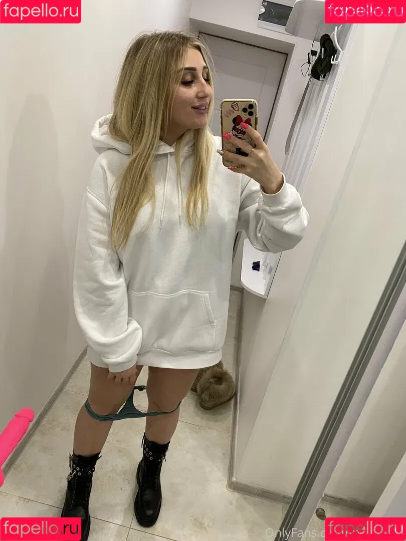 molly_bell Onlyfans Photo Gallery 