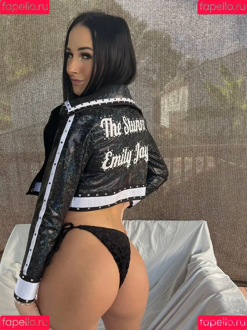 Emily Jaye Onlyfans Photo Gallery 