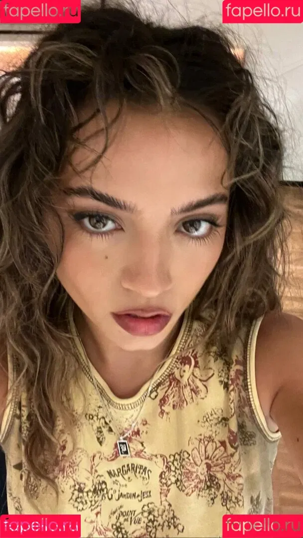 Isabela Merced Onlyfans Photo Gallery 