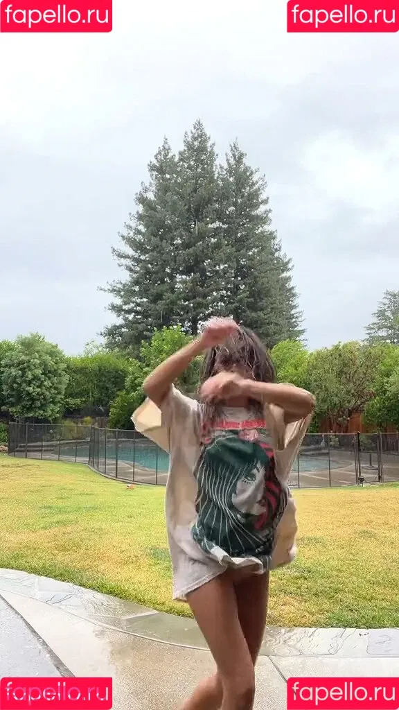 Isabela Merced Onlyfans Photo Gallery 