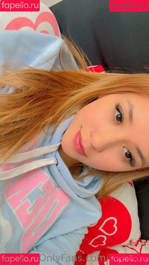 valengg Onlyfans Photo Gallery 