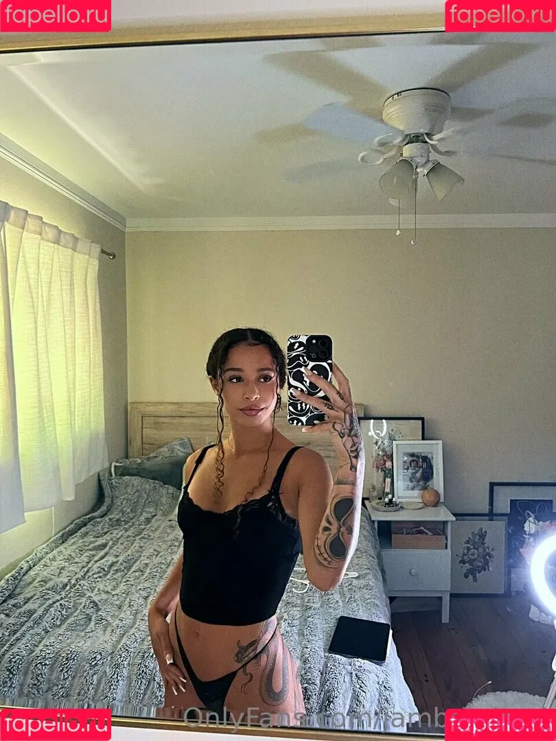 jambajuiced Onlyfans Photo Gallery 