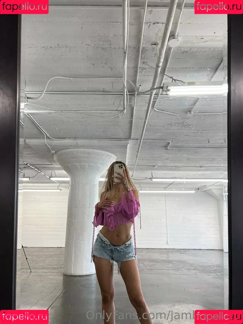 jambajuiced Onlyfans Photo Gallery 