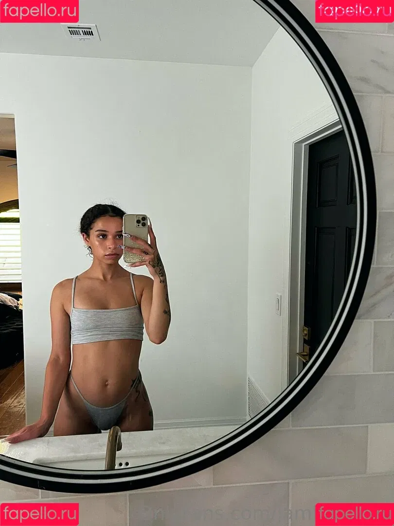 jambajuiced Onlyfans Photo Gallery 