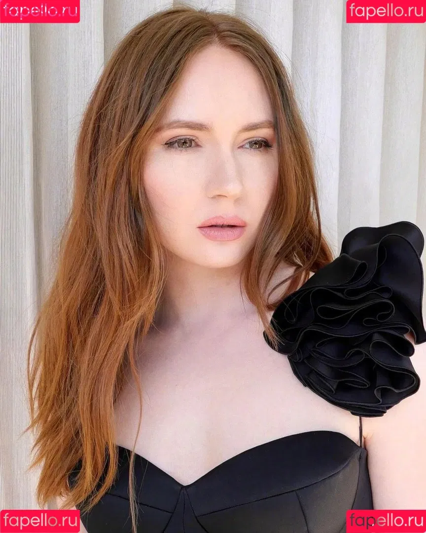 Karen Gillan Onlyfans Photo Gallery 