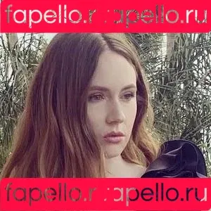 Karen Gillan Onlyfans Photo Gallery 