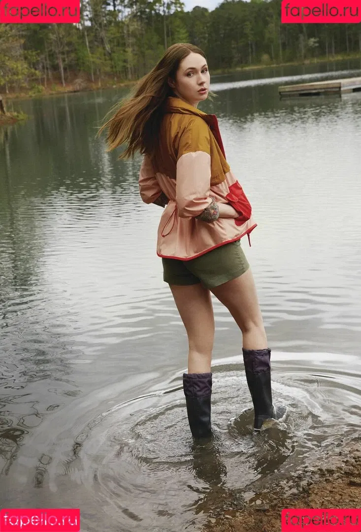Karen Gillan Onlyfans Photo Gallery 