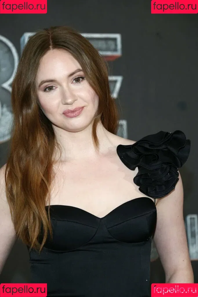 Karen Gillan Onlyfans Photo Gallery 