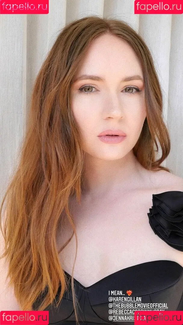 Karen Gillan Onlyfans Photo Gallery 