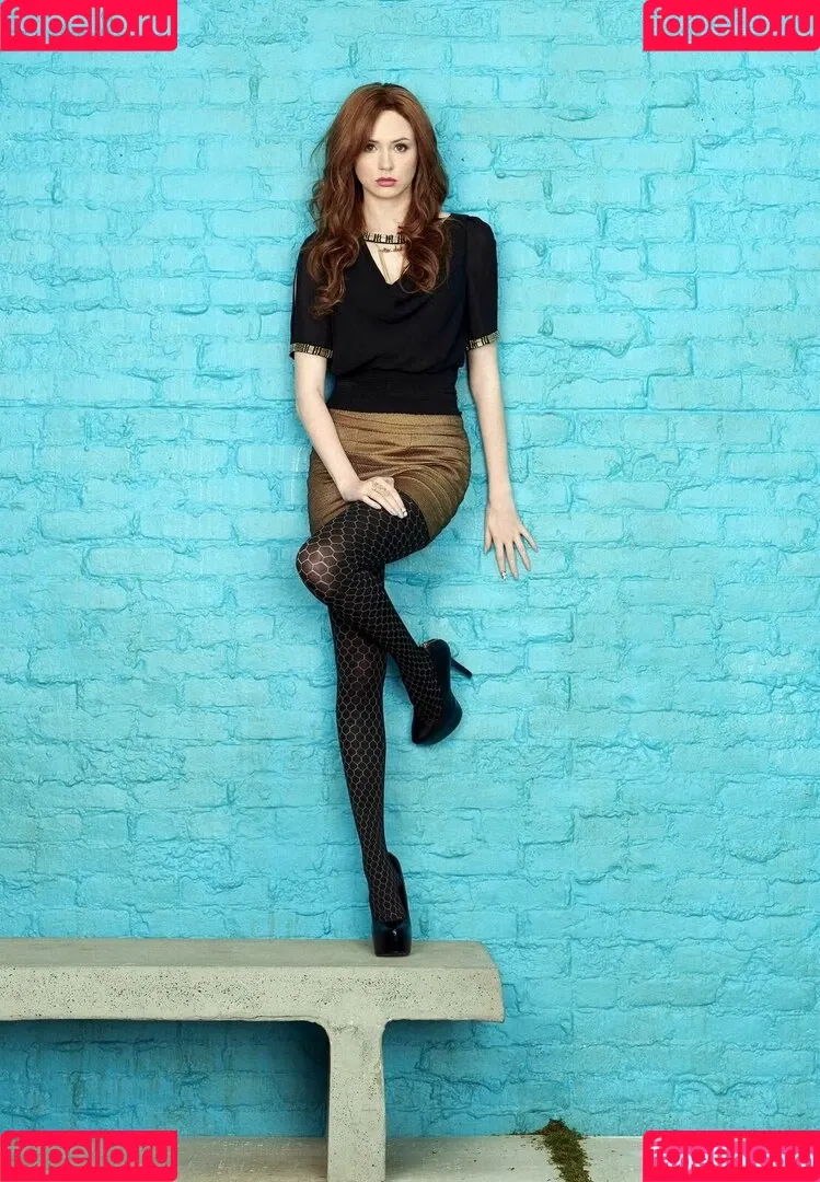 Karen Gillan Onlyfans Photo Gallery 