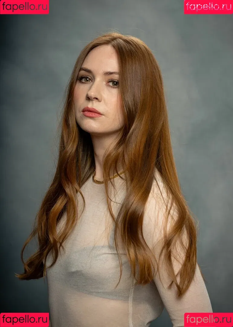 Karen Gillan Onlyfans Photo Gallery 