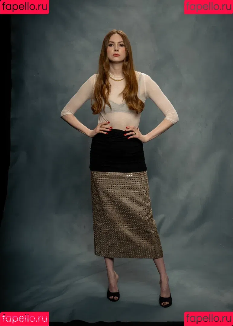 Karen Gillan Onlyfans Photo Gallery 